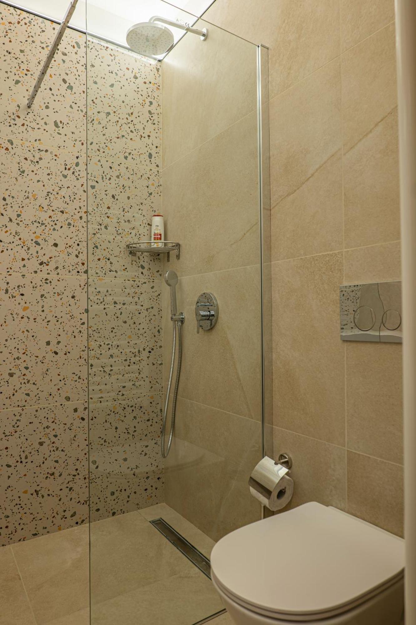M Star Rooms, Private Parking, Sofia Top Center מראה חיצוני תמונה
