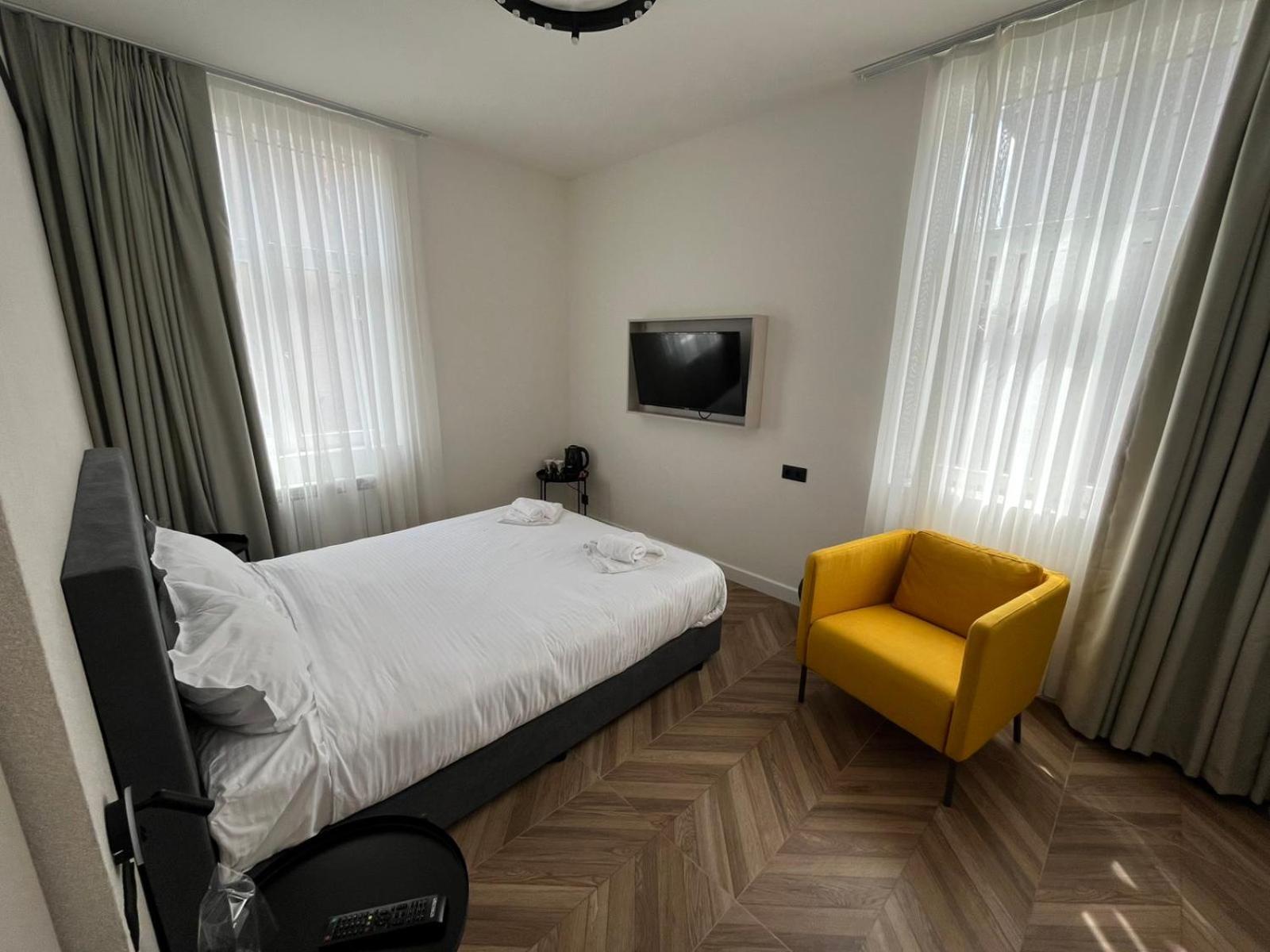 M Star Rooms, Private Parking, Sofia Top Center מראה חיצוני תמונה